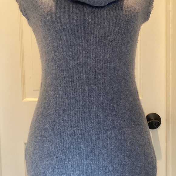 SAKS FIFTH AVENUE BLACK LABEL Cashmere Dress - Picture 4 of 7